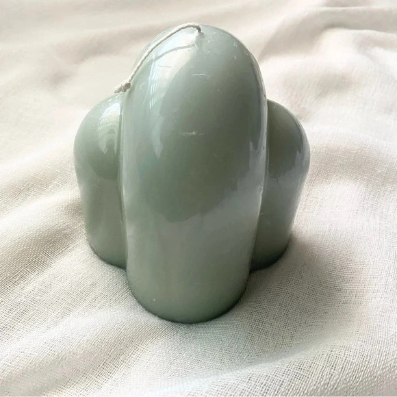 NEW FEM POLAND Pillar Candle Unique shape Sage green - Picture 4 of 11